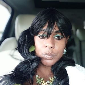 Meet your Posher, Teschelle